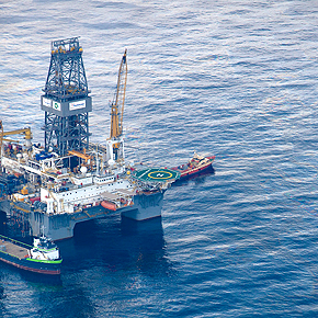 Offshore oil rig